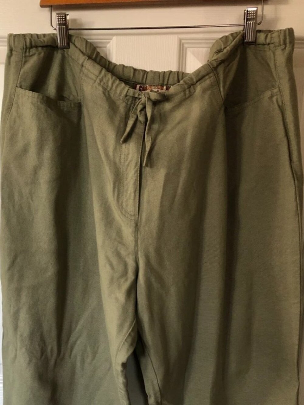 Caribbean Joe Sage Green Capri Pants Women Sz 1X Rayon Blend Drawstring Wide Leg